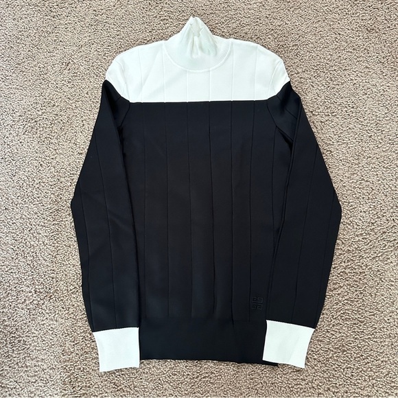 Givenchy Two Tone Ribbed Stretch Knit Turtleneck Sweater Black & White sz XS/S - Picture 3 of 15